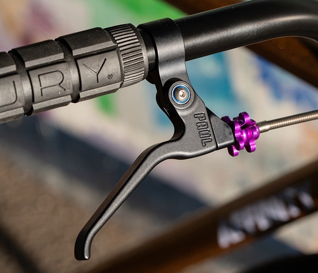 ブレーキレバー