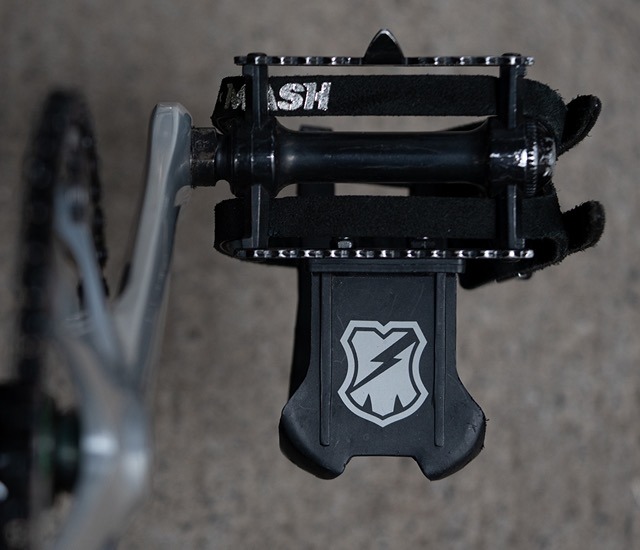 トゥークリップ