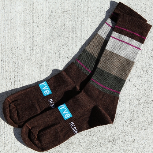 *SWRVE* merino block POP socks (brown)