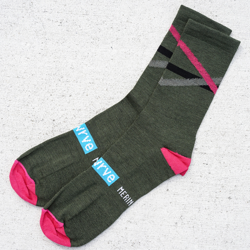 *SWRVE* merino wool socks (olive/pink)