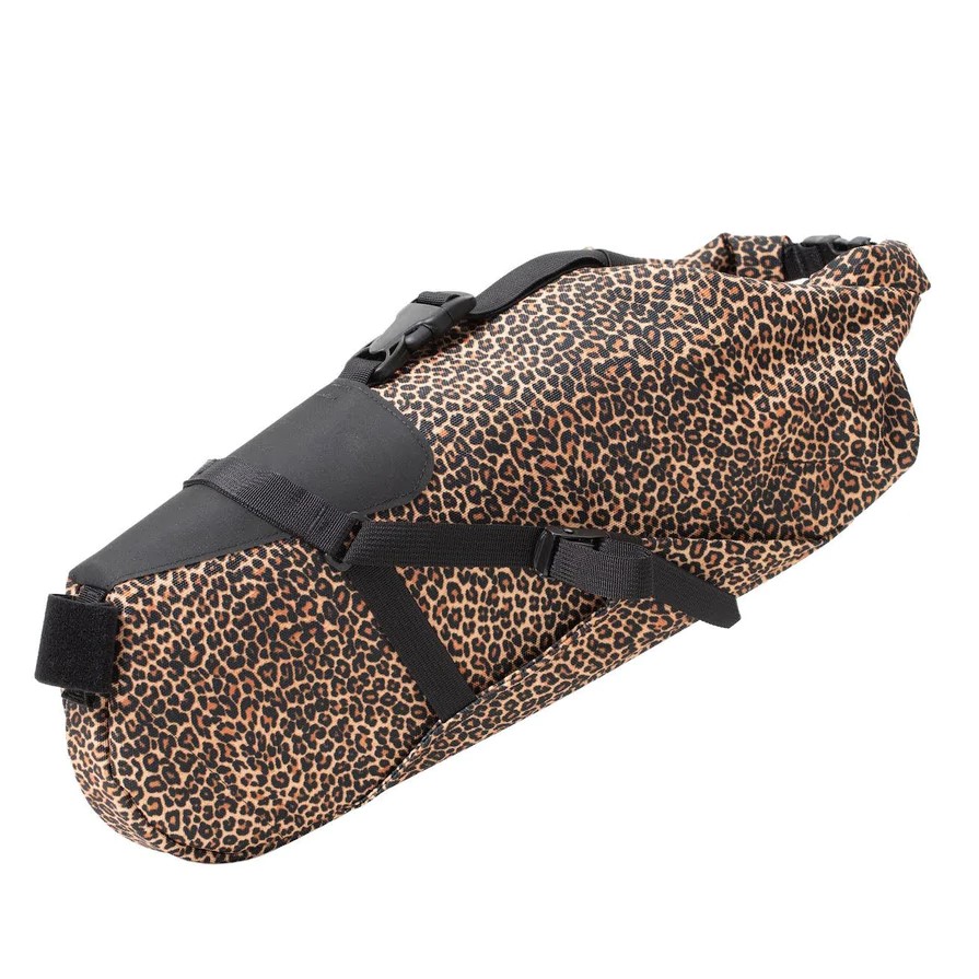 *OUTER SHELL ADVENTURE* dropper seatpack (leopard)