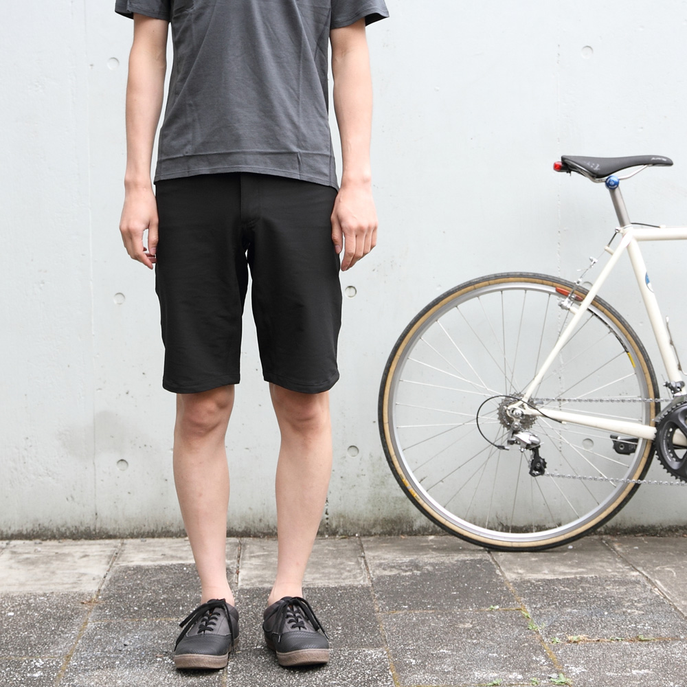 *SWRVE* lightweight wwr REGULAR shorts (black)