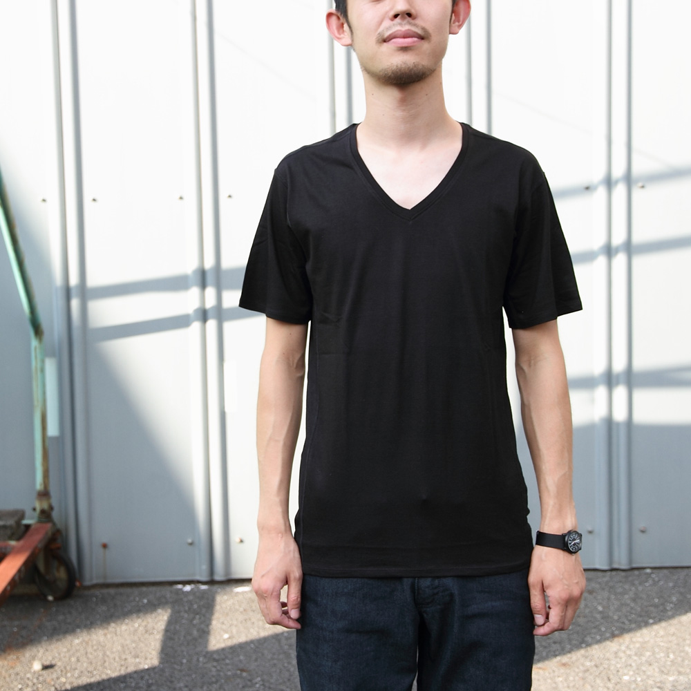 *SWRVE* cotton/Modal V-neck Tee (black)