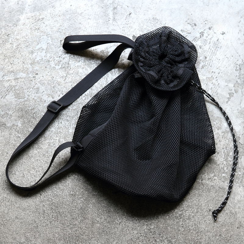 *BLUE LUG* ball bag (all black)