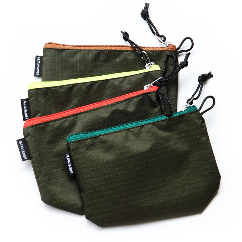 *FAIRWEATHER* mini pouch (olive)