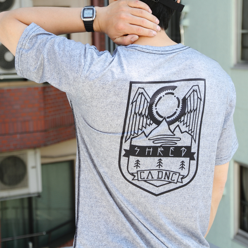*CADENCE* gemini adventure t-shirt (grey)