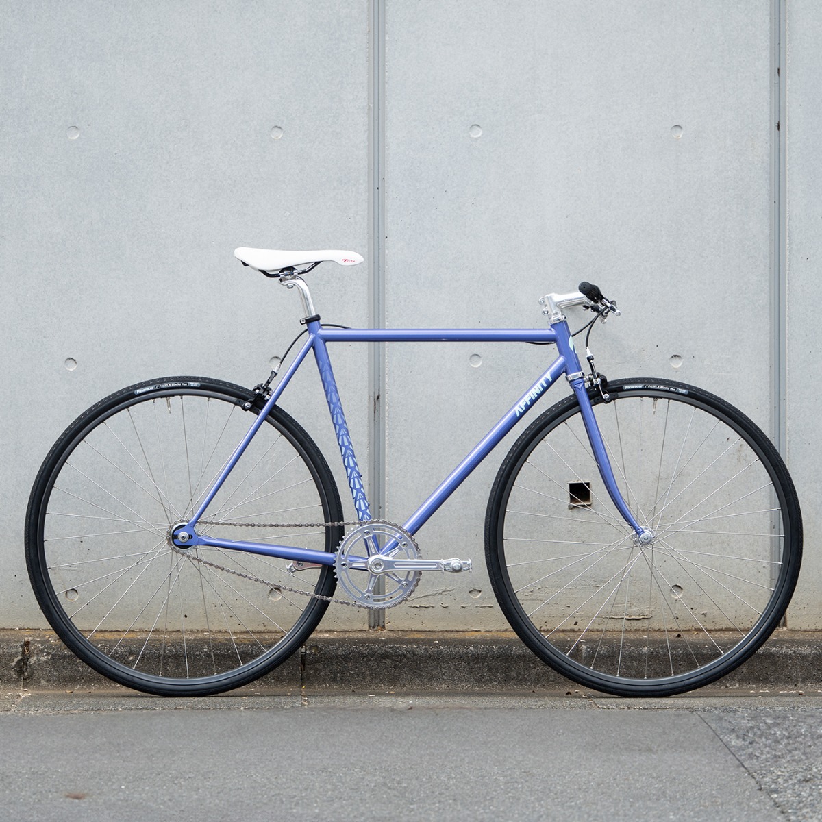 自転車本体 Affinity cycles metropolitan AFFINITY CYCLES
