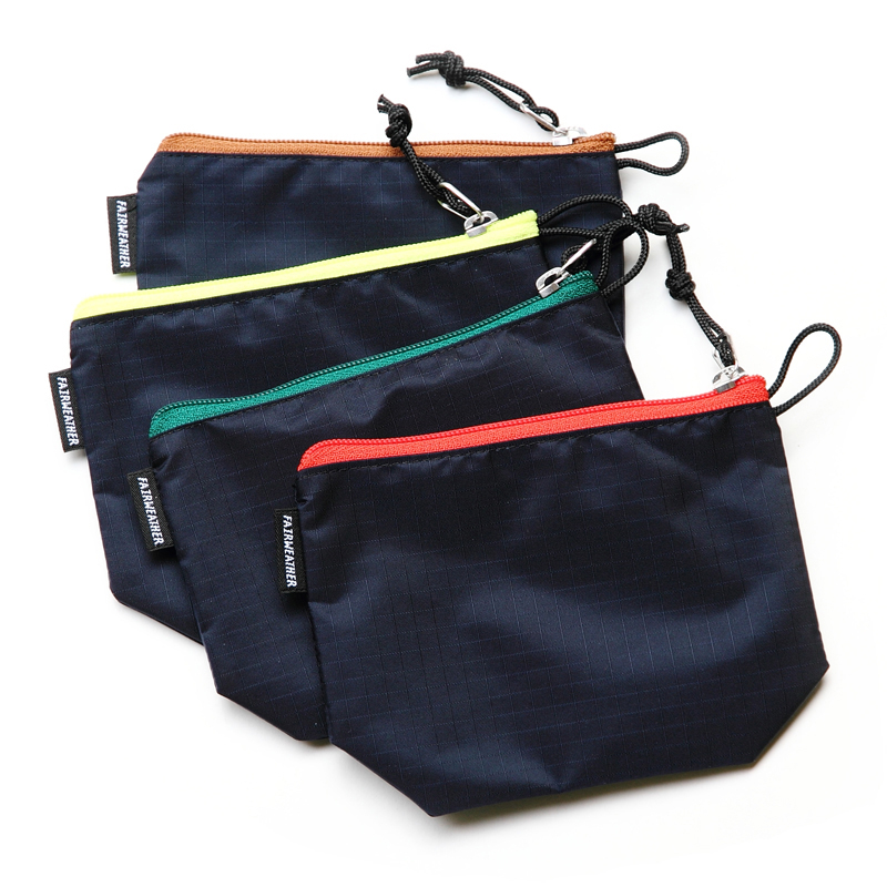 *FAIRWEATHER* mini pouch (navy)