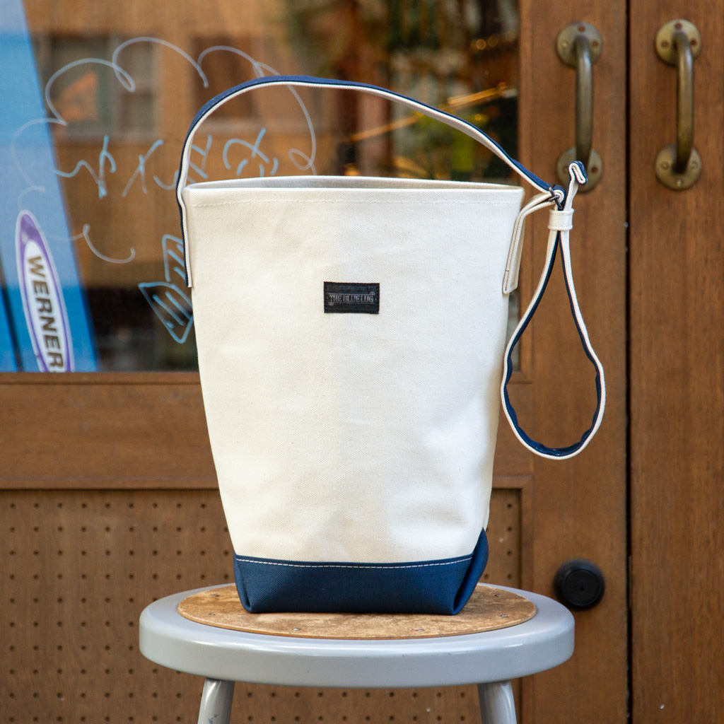 *BLUE LUG * bottle tote (navy)