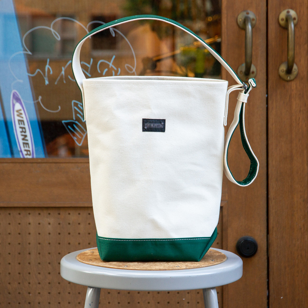 *BLUE LUG * bottle tote (green)
