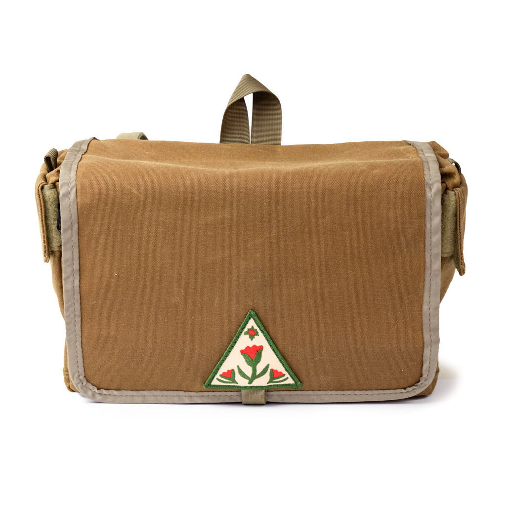 *ULTRA ROMANCE* fabio's fanny (waxcordura/tan/green patch)