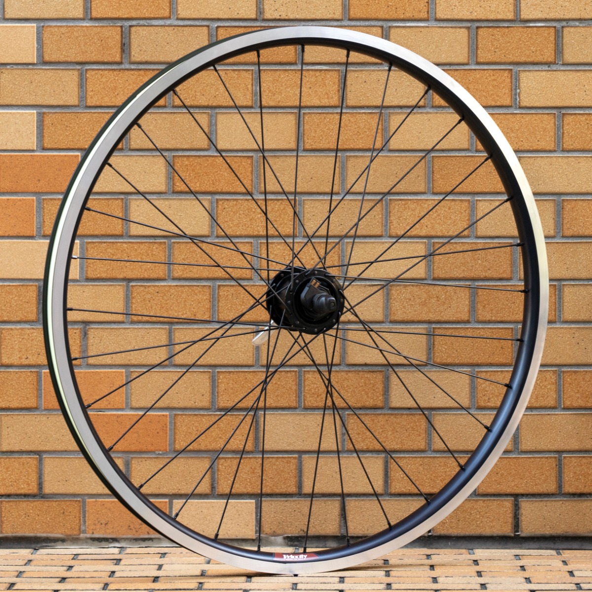 *VELOCITY* cliffhanger 650B dynamo wheel (black)