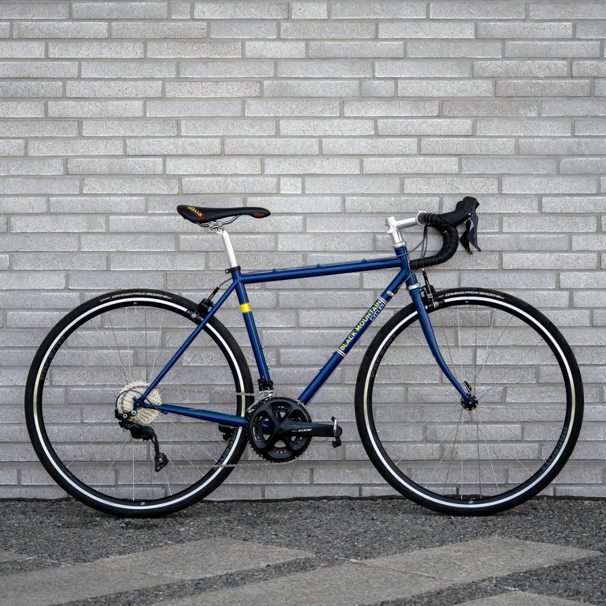 レース用じゃないロードバイク。 - BLUE LUG STAFF REVIEW | 自転車店