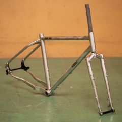 CRUST BIKES - BRANDS / ブランド - BLUE LUG ONLINE STORE