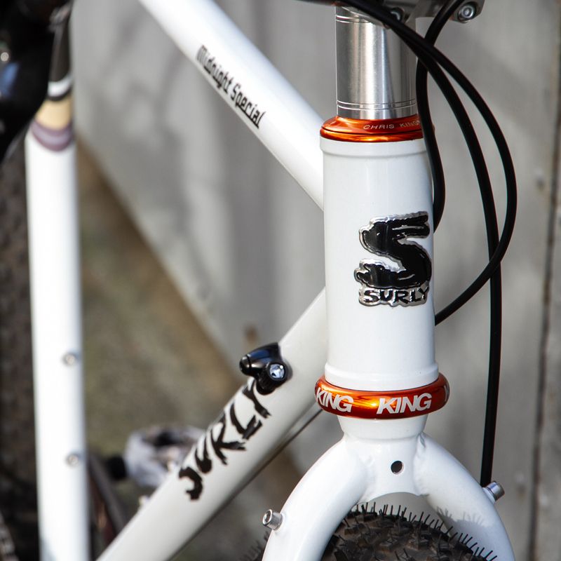 Headset Sepeda CHRIS KING InSet7 (Merah) Performa Superior dan Kualitas Tinggi Dibuat di USA Amerika