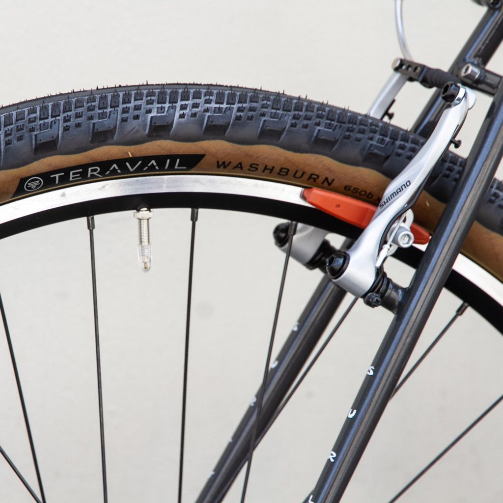 TERAVAIL* washburn tire (black/tan) - BLUE LUG ONLINE STORE