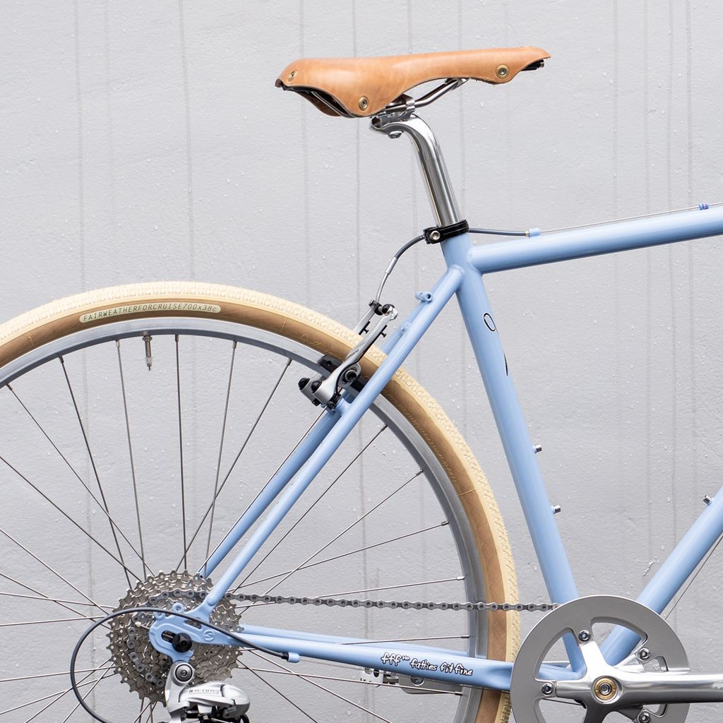 BERTHOUD* soulor leather saddle (brown) - BLUE LUG ONLINE STORE