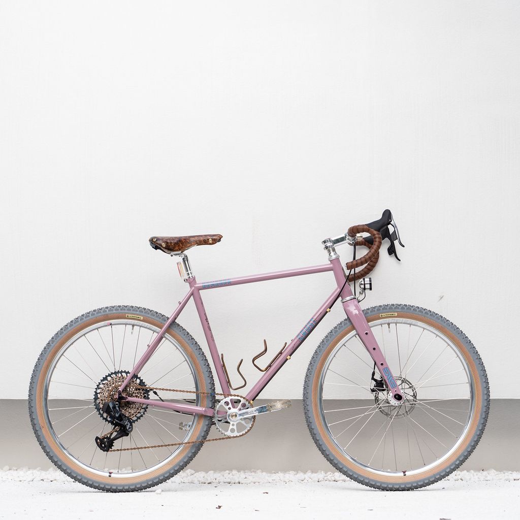 BERTHOUD* aravis leather saddle (natural) - BLUE LUG ONLINE STORE