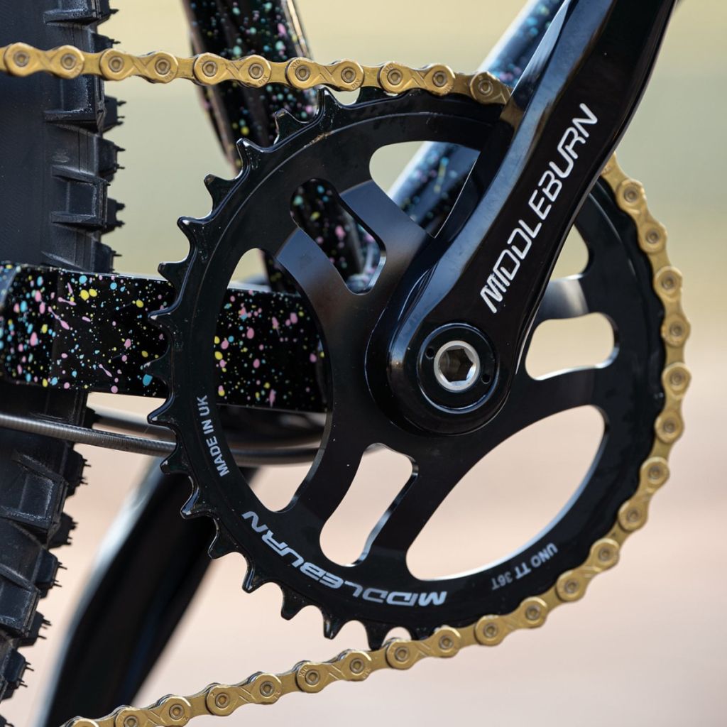 *MIDDLEBURN* RS8/RS7 X-type uno chainring (black)