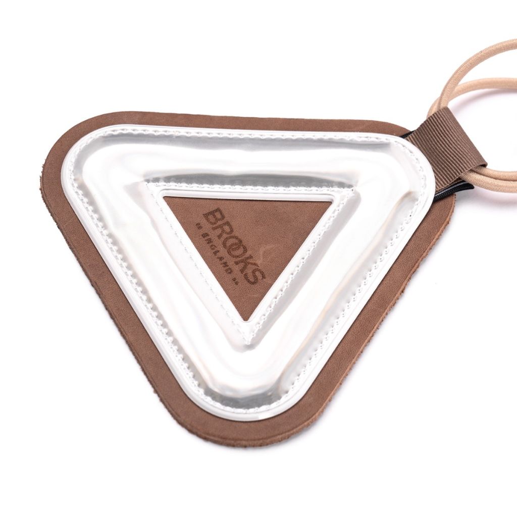 BROOKS×BLUE LUG* triangle reflector (natural) - BLUE LUG