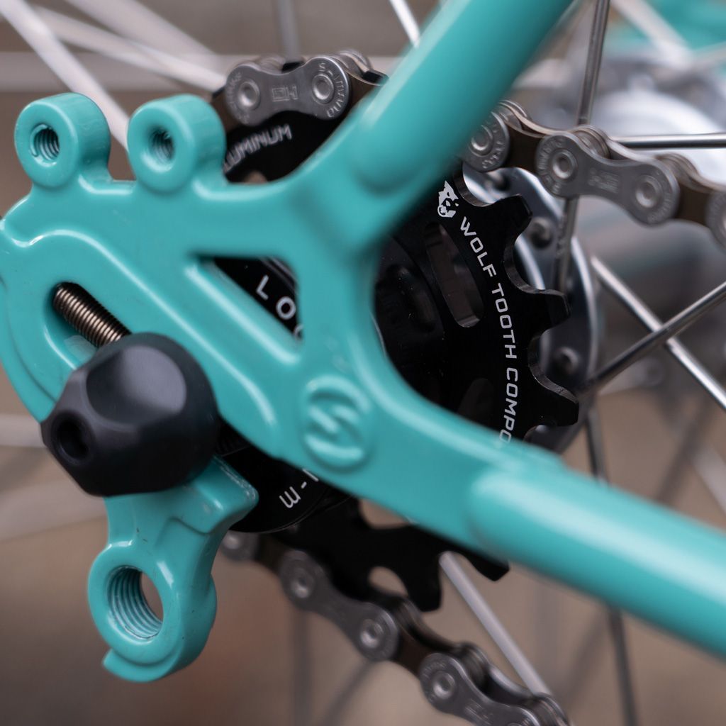 WOLF TOOTH COMPONENTS* singlespeed cog (black) - BLUE LUG