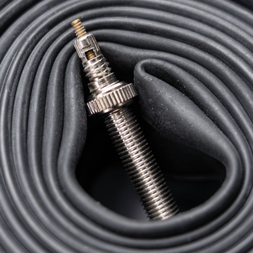 SCHWALBE* 29