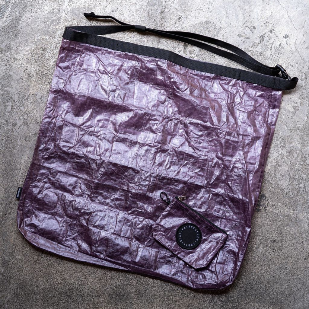 *FAIRWEATHER* packable sacoche (dyneema purple)