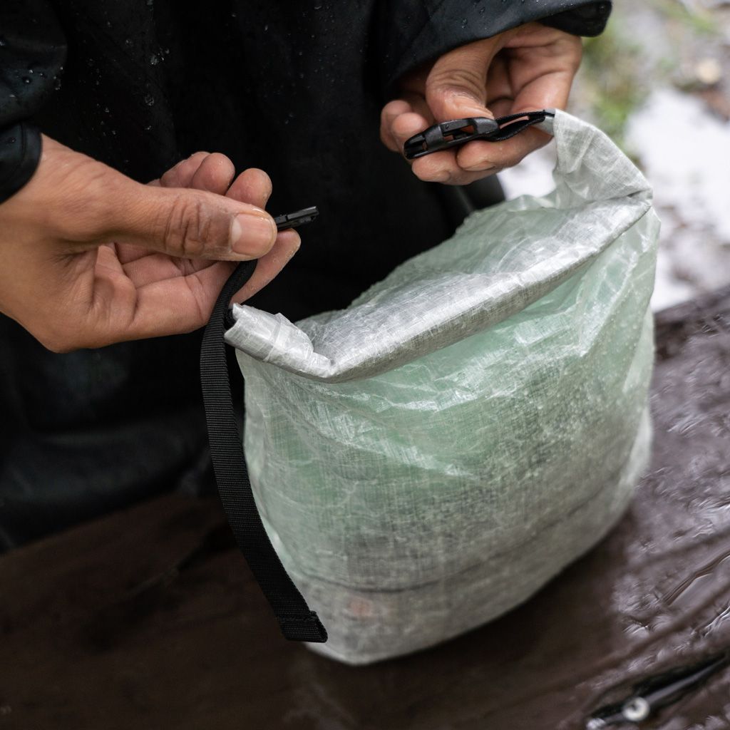 *FAIRWEATHER* dry sack (dyneema gray)