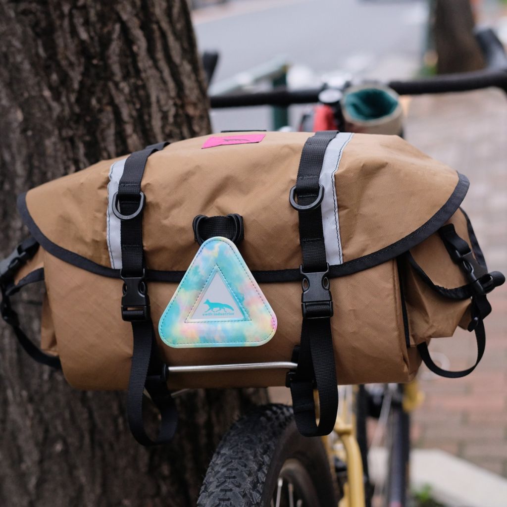 BLUE LUG×SWIFT INDUSTRIES* triangle reflector (tiedye) - BLUE LUG 