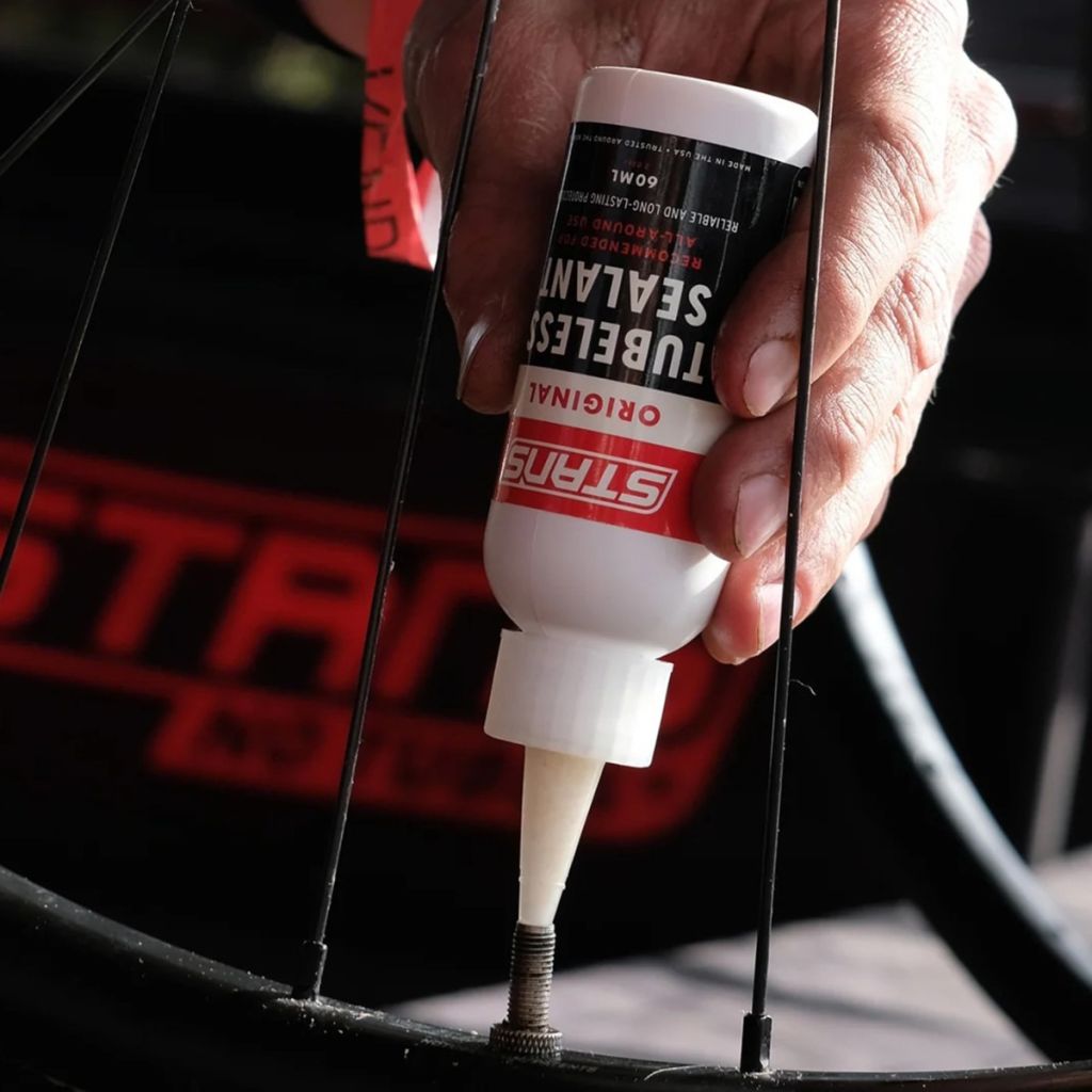STAN'S NOTUBES* original tire sealant - BLUE LUG ONLINE STORE
