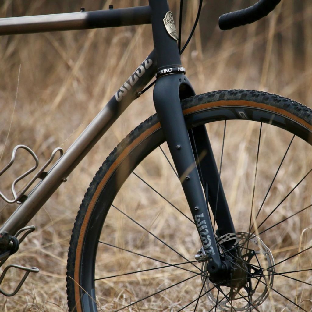 WILDE* waypoint carbon fork (tapered steerer) - BLUE LUG WILDE* waypoint carbon fork (tapered steerer) - BLUE LUG