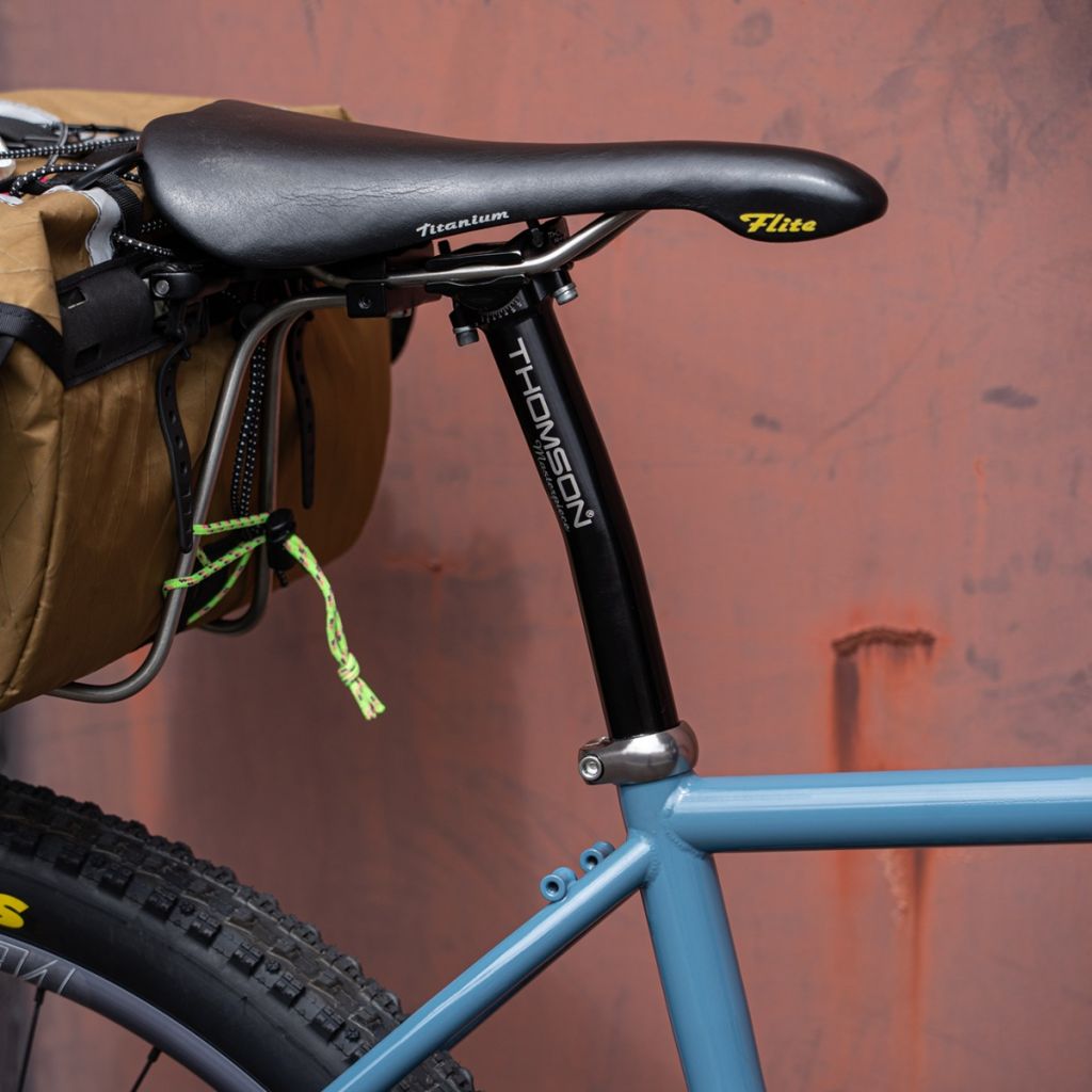 THOMSON* masterpiece setback seatpost (black) - BLUE LUG
