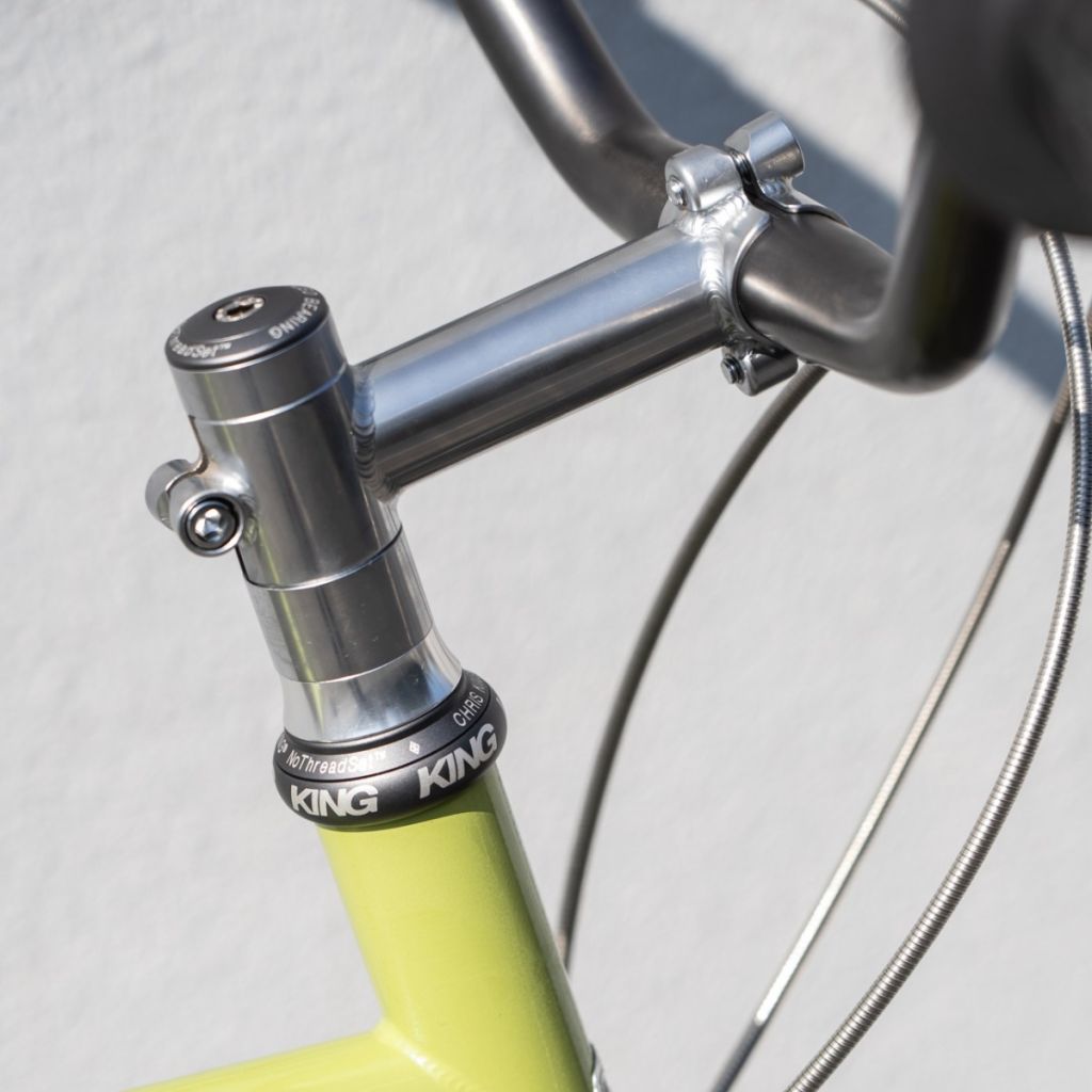 NITTO* MT-32 low stack stem (black) - BLUE LUG ONLINE STORE