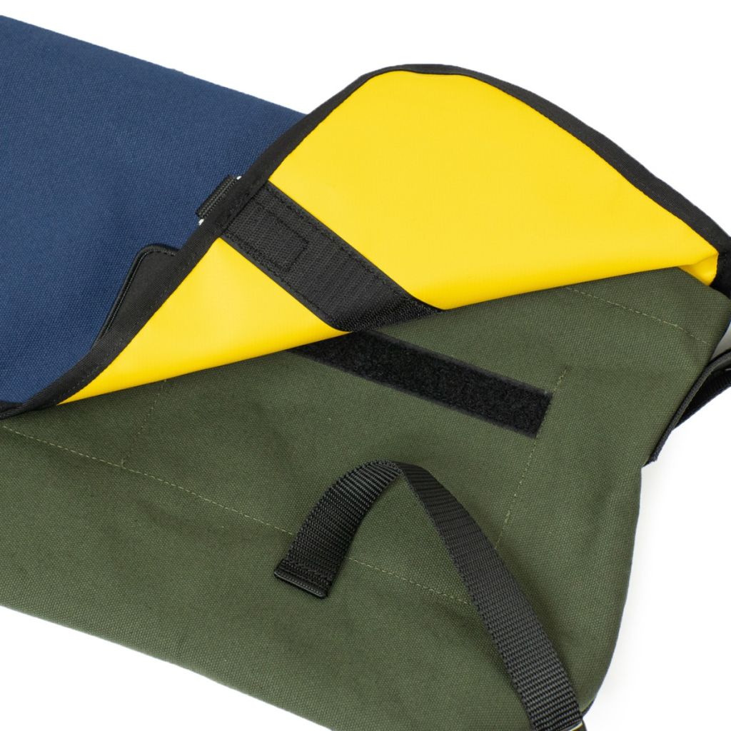 DE MARTINI* 3601 messenger bag (canvas olive/navy) - BLUE