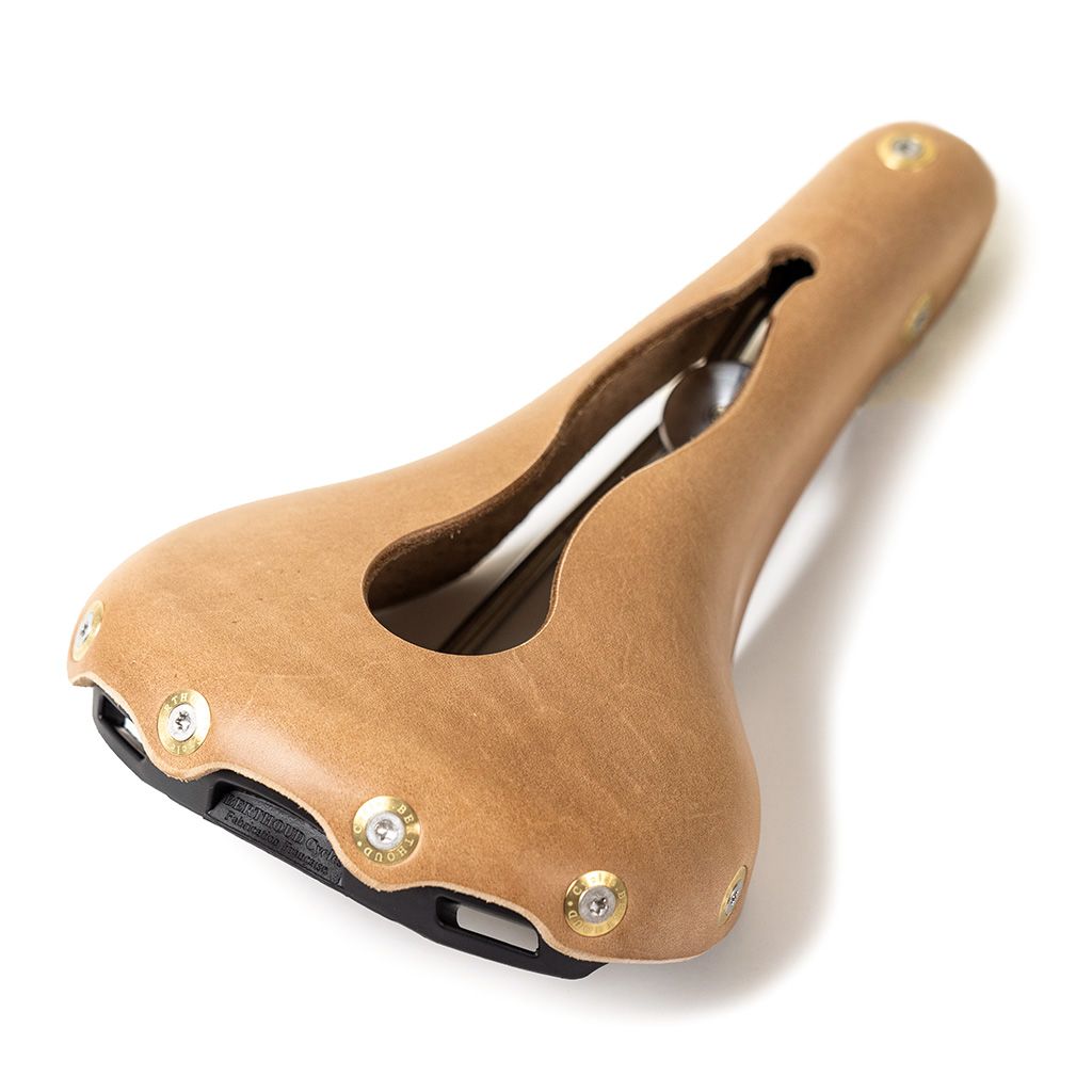 Gilles Berthoud/ARAVIS/ブラウン