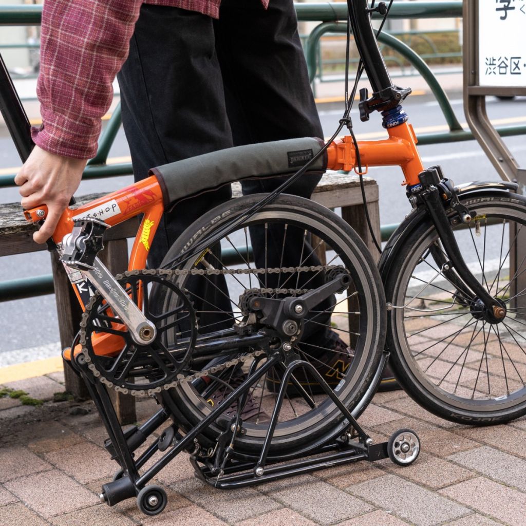 *BLUE LUG* frame pad for brompton (wax gray/brown)