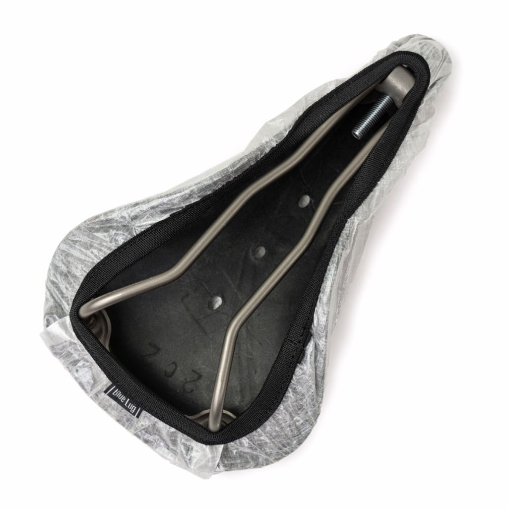 *BLUE LUG* saddle cover (dyneema gray)