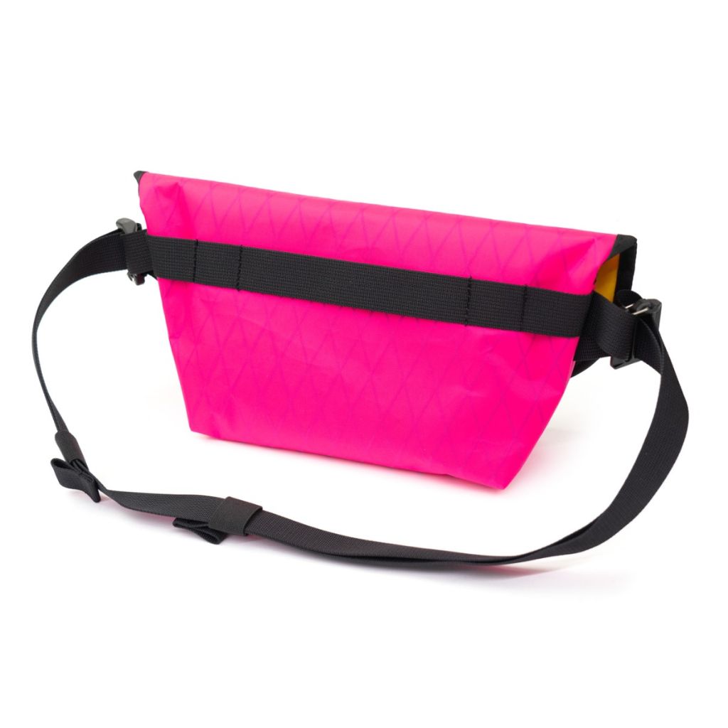 *BLUE LUG* hip messenger (x-pac pink/green reflector)