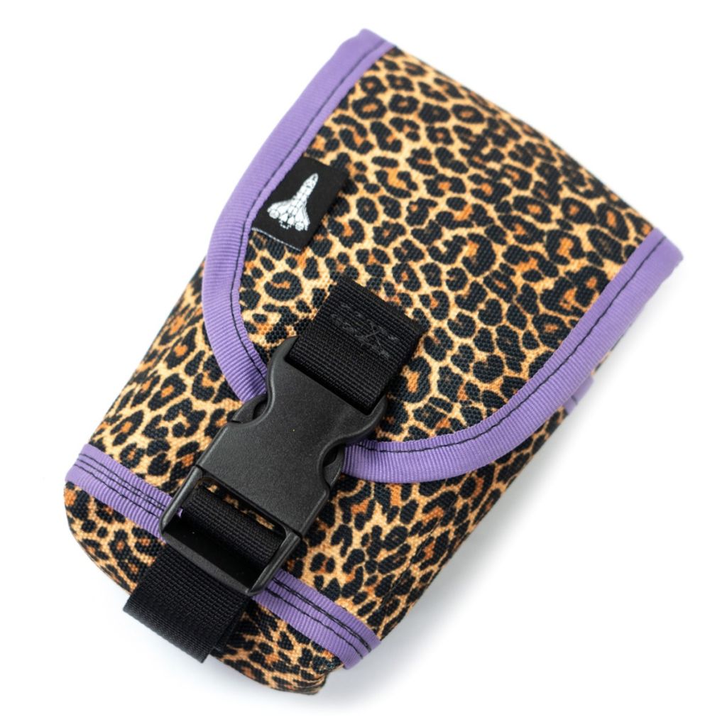 SPACE AGE TECHNOLOGIES* phone holster (leopard) - BLUE LUG ONLINE STORE