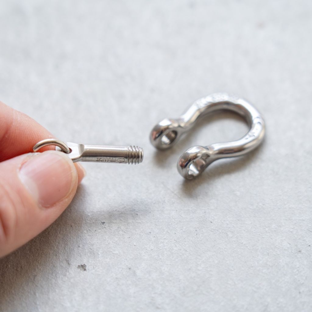 WICHARD* pin shackle keyring - BLUE LUG ONLINE STORE