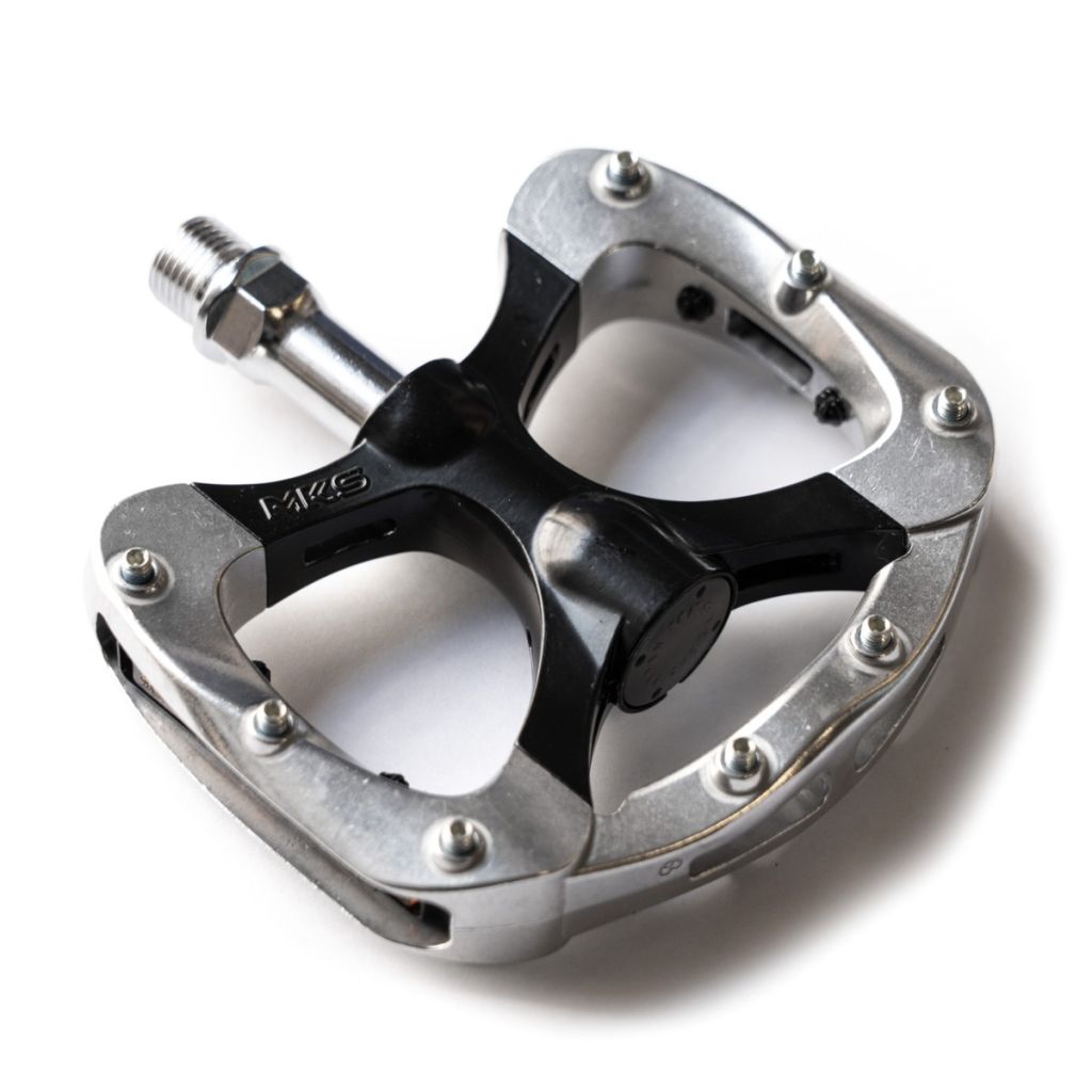 *MKS* pretzel pedal BL special (black body/silver cage)