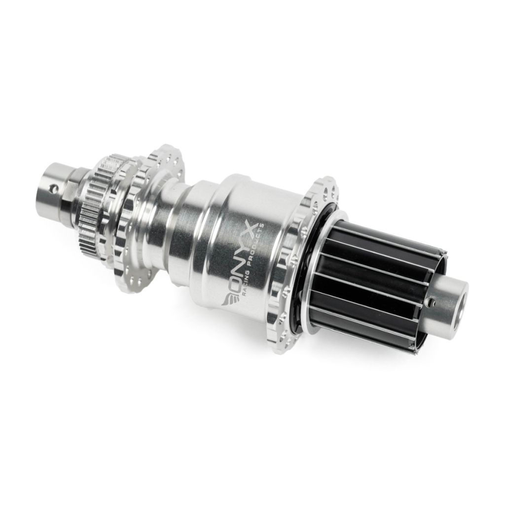 *ONYX RACING PRODUCTS* vesper disc CL hub rear (silver)