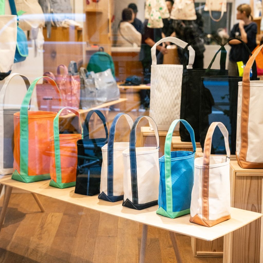 TEMBEA×FRIDAY* flower embroidery stem bag (natural) - BLUE