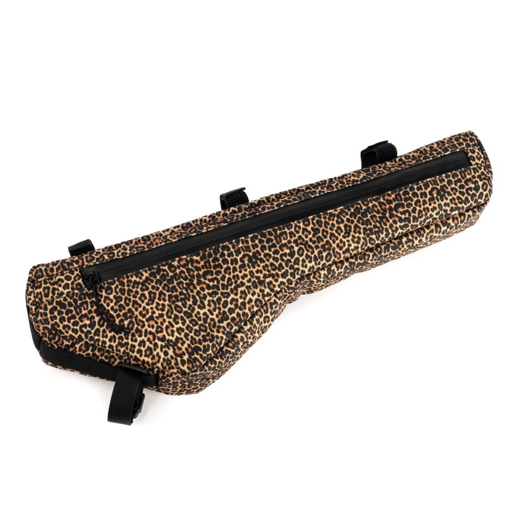 FAIRWEATHER* frame bag sp (leopard) - BLUE LUG ONLINE STORE