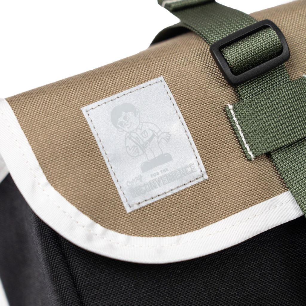 THE INCONVENIENCE STORE×BLUE LUG* bento bag (black) - BLUE THE INCONVENIENCE STORE×BLUE LUG* bento bag (black) - BLUE