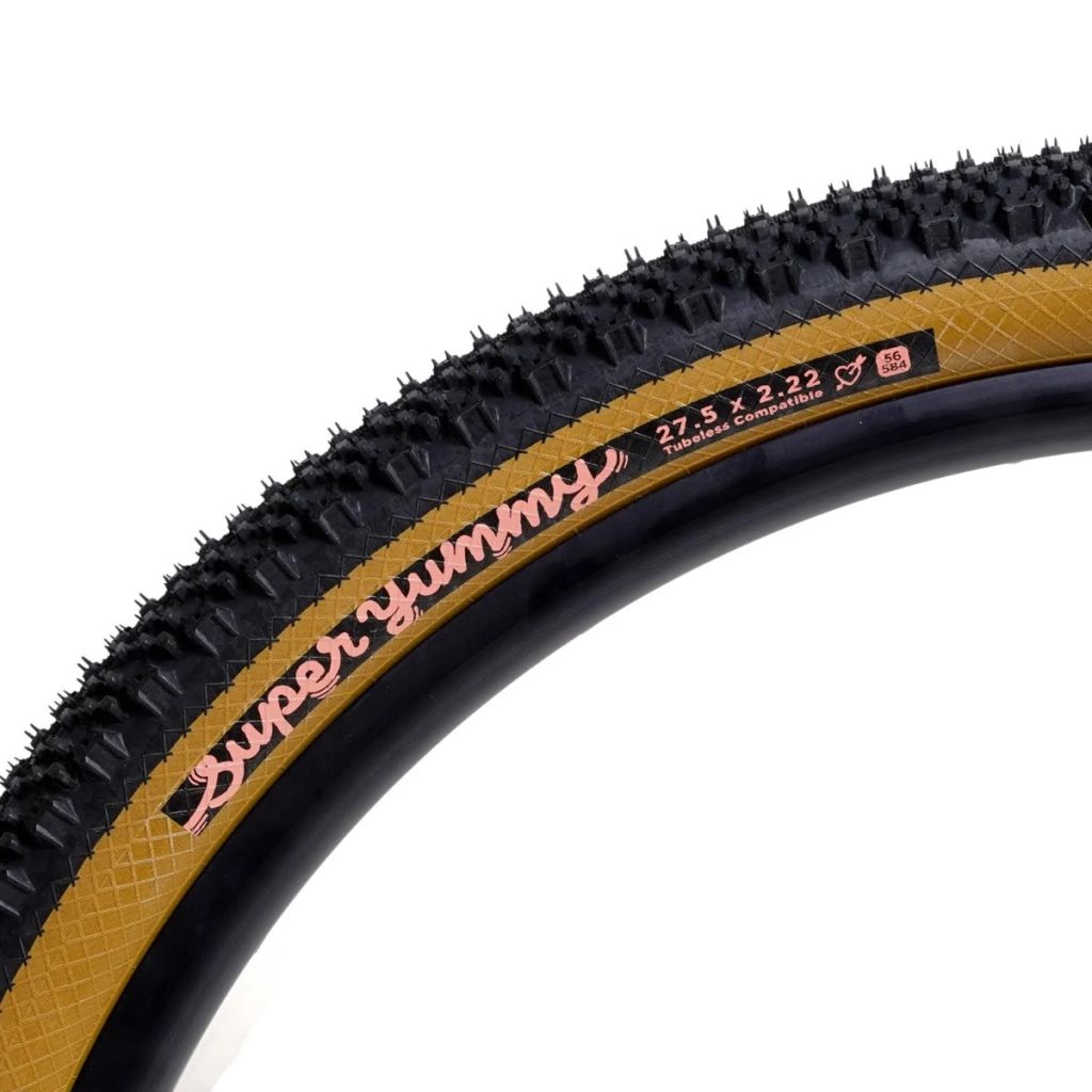 SIM WORKS* super yummy tire (black/peanuts butter) - BLUE LUG ONLINE STORE