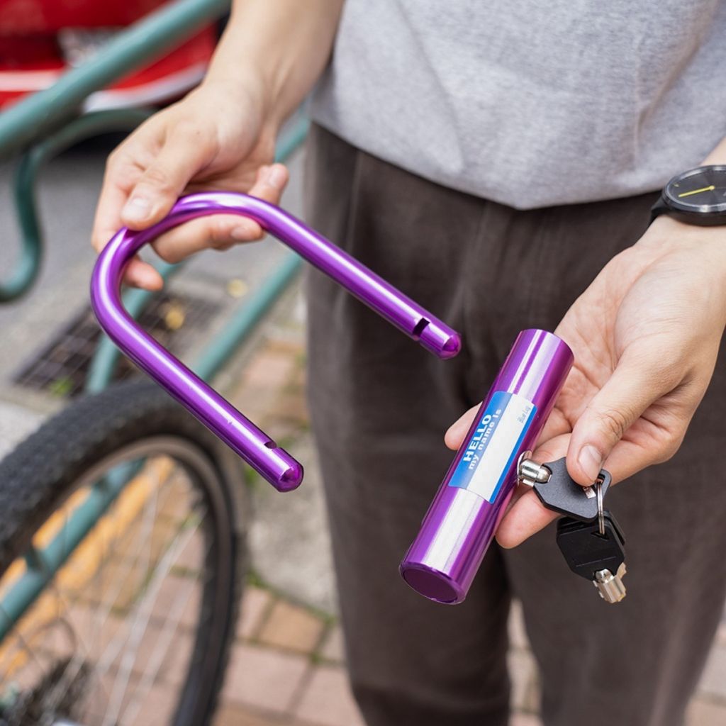 BLUE LUG* hello u-lock (silver) - BLUE LUG ONLINE STORE BLUE LUG* hello u-lock (silver) - BLUE LUG ONLINE STORE