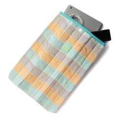 *BLUE LUG* padding pc sleeve (orange border)