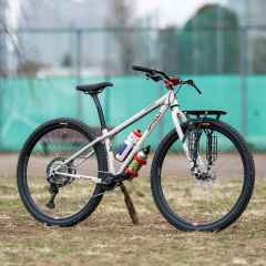 *SURLY* karate monkey 完成車 (s/snow mold white)