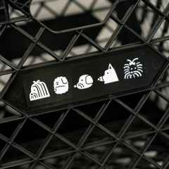 *HATOHOTATE×BLUE LUG* dog decal